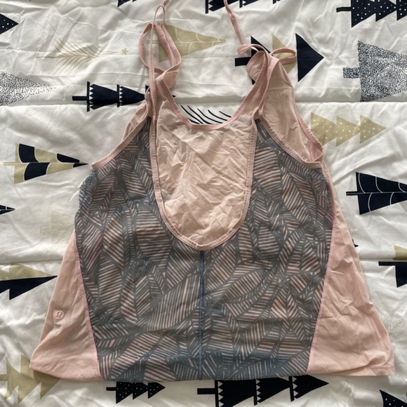 Lululemon Top - Picture 2 of 2